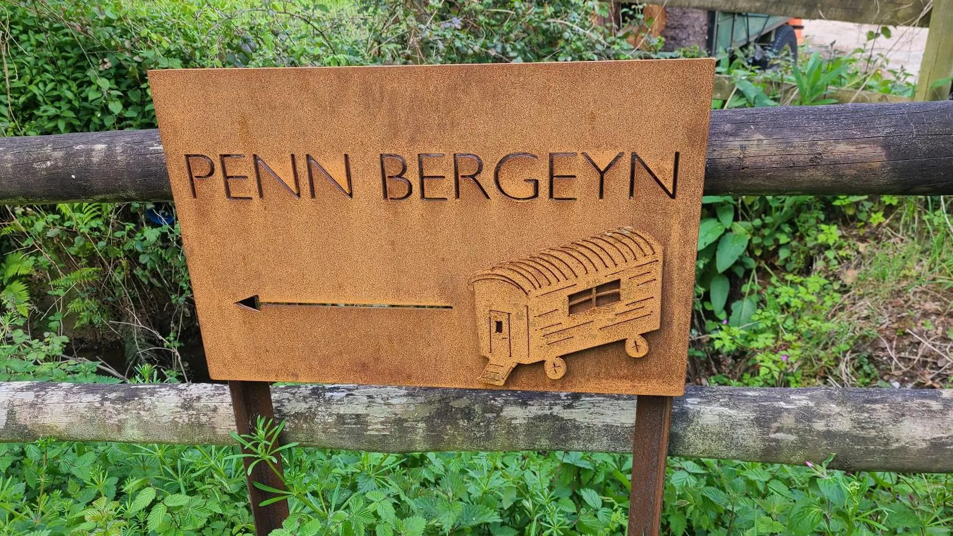 Penn Bergeyn Shepherd'S Huts Exeter 0*,  United Kingdom