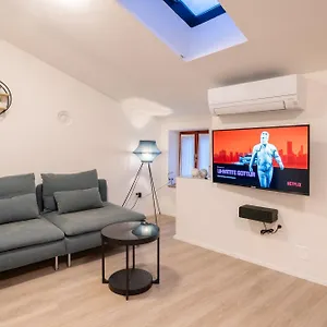 Loft With 2 Bedrooms - Historical District Apartment Rovinj